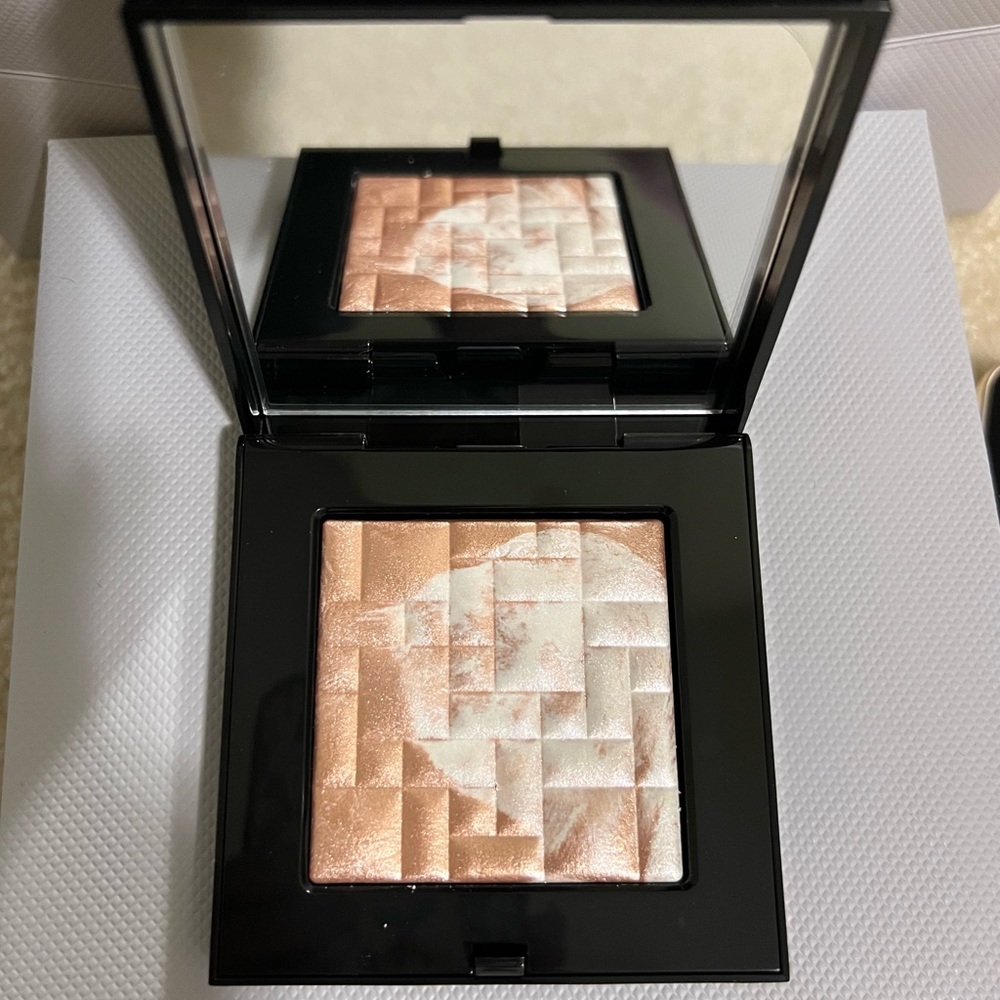 Bobbi Brown Highlighter